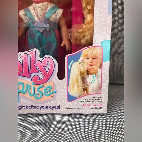 Vtg 1987 Playskool Dolly Surprise Holly Growing Hair Doll Toy New in Package - Picture 2 of 7